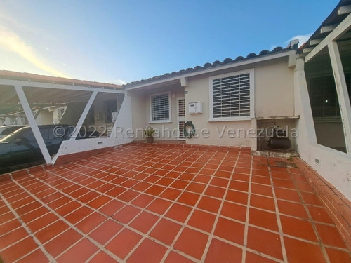  *jl Bella  Casa En Conj. Privado  En  Venta En  Roca Nostra, Cabudare  Lara, Venezuela. 2 Dormitorios  2 Baños  124 M² 