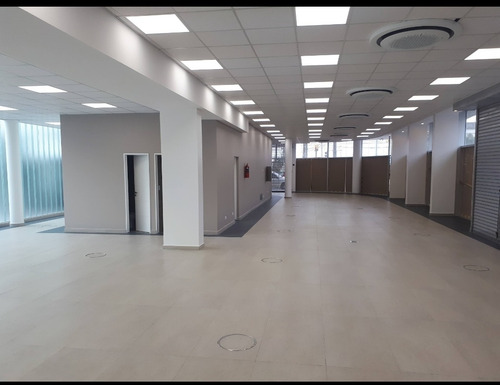 Imagen 3 de 6 de Se Alquilan Locales Comerciales