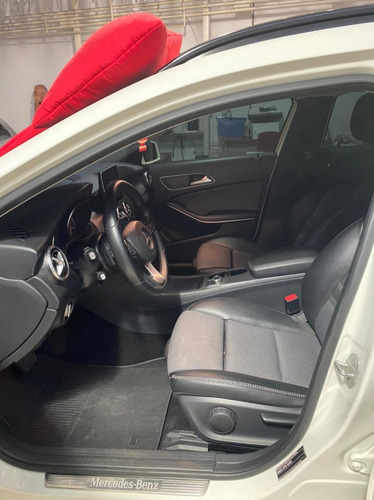 Mercedes Benz Gla 200 2017 1.6 Flex Style Automático Branco