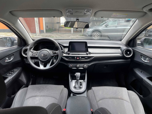 Imagen 10 de 15 de Kia Forte