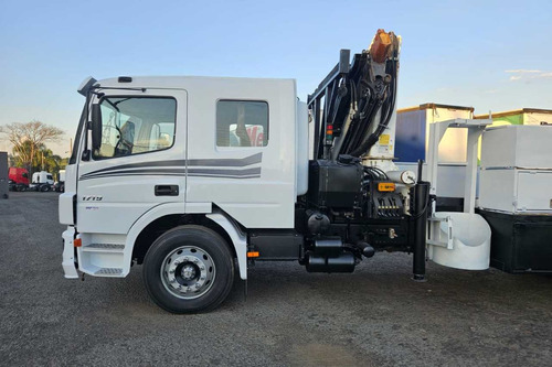 Mercedes Benz 1719 Com Munck Madal 18.500