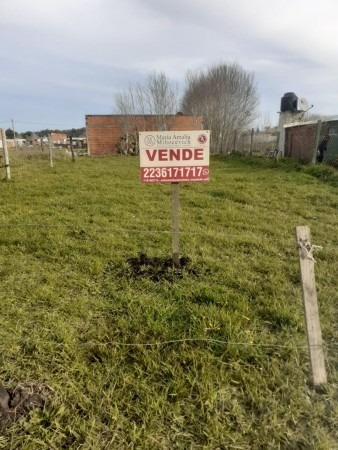 Imagen 1 de 3 de Lote En Venta !