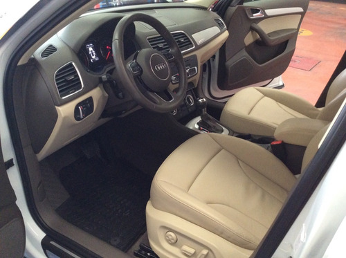 Audi Q3 2.0 Luxury 211hp At 2013