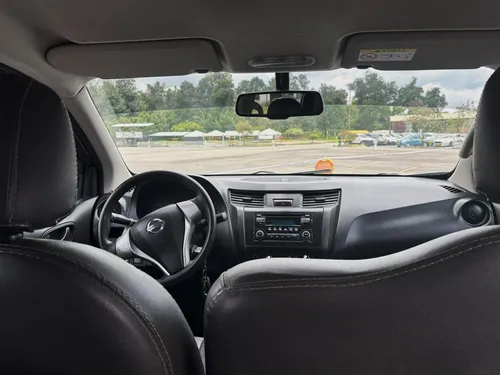 Nissan NP300 Frontier 2.5l 4x2