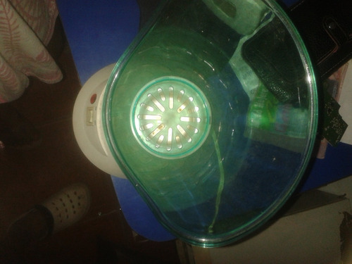 Imagen 2 de 3 de Vaporizador Como Nuevo Por Viaje 20v