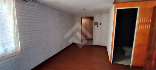 Casa En Venta De 3 Dorm. 2 Baños En Maipú