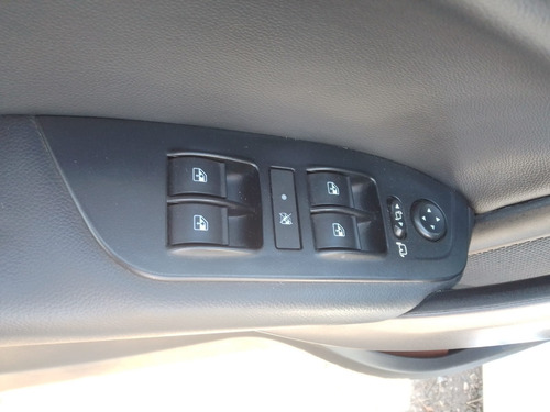 Fiat Cronos 1.8 16v Precision At6 Pack Premium