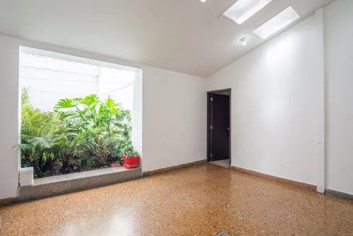Casa En Arriendo/venta En Marly. Cod V5785