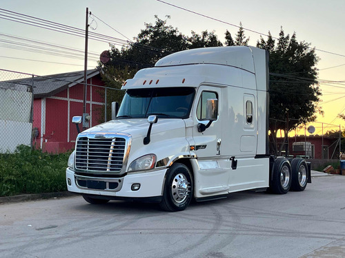 Tractocamion Freightliner Cascadia 2016 Para Placas Federale