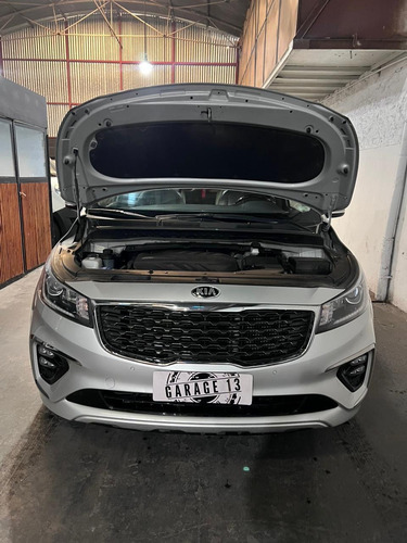 Kia Carnival 2.2 Crdi Ex Premium Avn