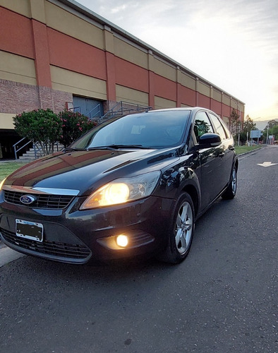 Imagen 8 de 10 de Ford Focus 1.8 Tdci 4 P 2010