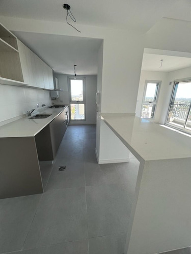 Alquiler Departamento 2 Dormitorios Banfield Con Cochera