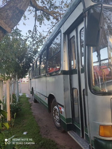 Ônibus Mercedes Bens