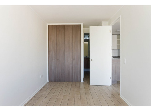 Arriendo Metro Santa Lucia / Carmen / Marin