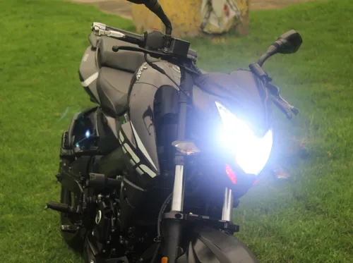 Pulsar Ns 200 Fi Negro Brillante Modelo: 2022