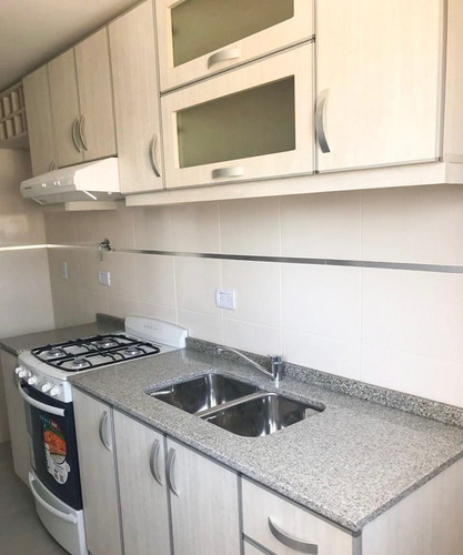 Departamento En Venta En Morón, G.b.a. Zona Oeste, Argentina