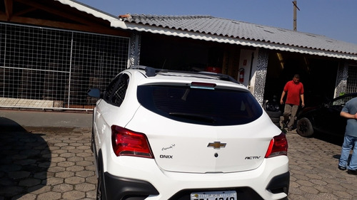 Chevrolet Onix 1.4 Activ Aut. 5p 2018