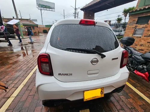 Nissan March 1.600 Sense (FL) 2 MT