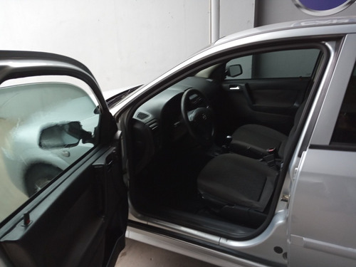 Imagen 9 de 13 de Chevrolet Astra 2.0 Gl 2009
