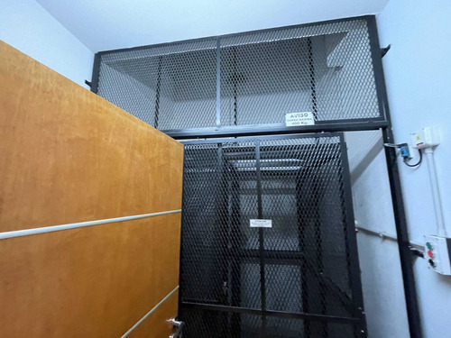 Venta Edificio Comercial En Esq. Lomas Del Mirador