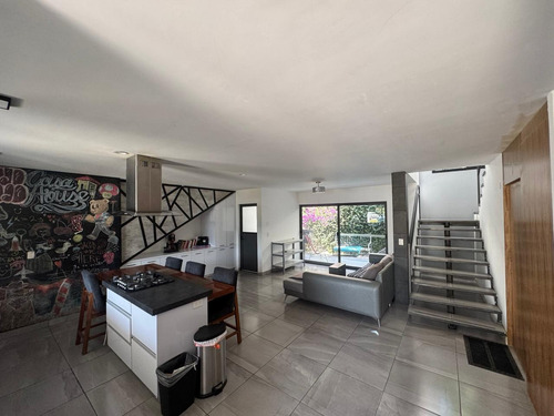Casa En Venta Con 5 Recámaras Con Baño, En Sierra Nogal