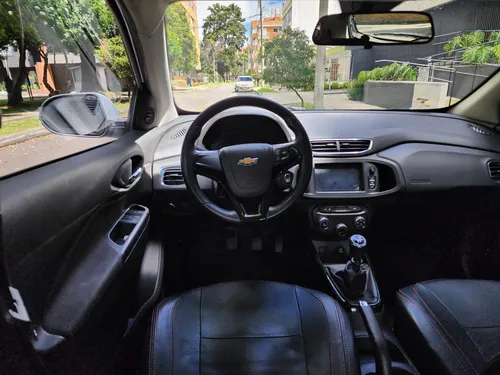 Chevrolet Onix Ltz Mt 1.4 Cc 2017