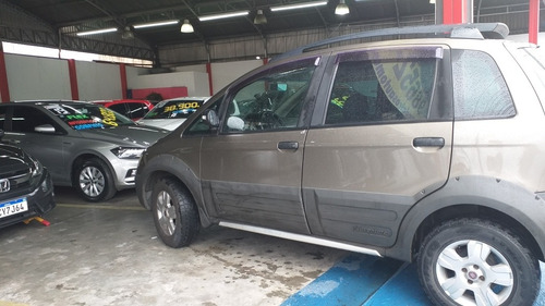 Fiat Idea 2010 1.8 Adventure Locker Flex 5p