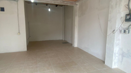 Imagen 2 de 14 de Local En Renta Col. El Algarin Gran Oportunidad De Negocio
