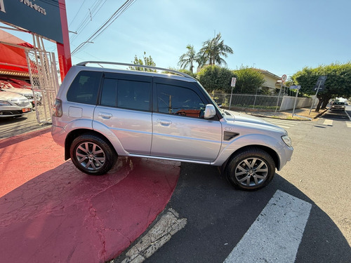 Mitsubishi Pajero TR4 2.0 4x2 Flex Aut. 5p