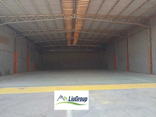 Venta Sitio Con Galpones Y Equipamiento En El Barrio Indust