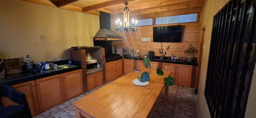 Casa En Arriendo De 3 Dorm 2 Baños. En Puente Alto