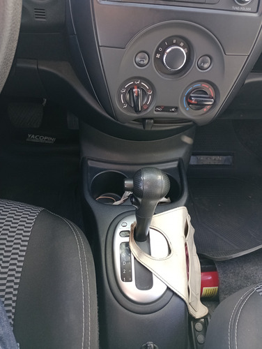 Nissan Versa 1.6 Sense
