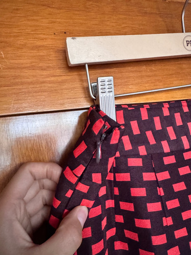 Falda A Cuadros Loft, Talla 4 (Usado)