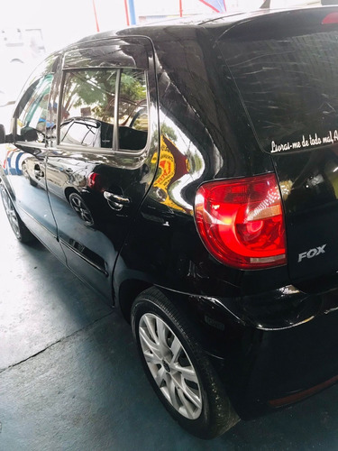 Imagem 6 de 12 de Vw Fox