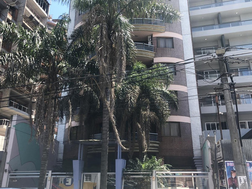 Imagen 11 de 13 de Departamento 2 Amb Con Cochera Moron Centro