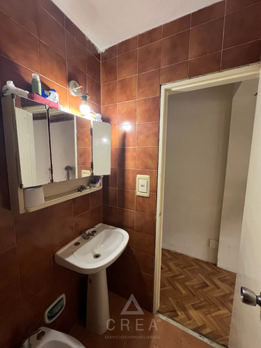* Reservado * Venta Monoambiente Con Renta Cordón Centro, Ubicación Estratégica, Renta Anual Mas Del 5% En Dolares