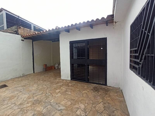 Imagen 9 de 11 de Hilmar Rios C14137 Vende Townhouse En La Cumaca San Diego Tlf-0414-432-69-46 @hilmaririos.remax.al