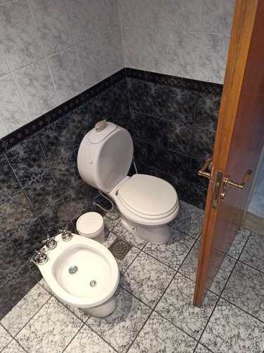 Imagen 3 de 14 de Casa Ph 4 Amb San Justo 3 Dorm,garaje Patio.excelente Estado