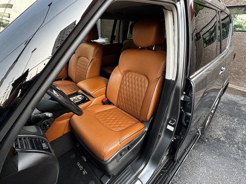 Infiniti QX80 5.6l Perfection 8 Pasajeros At