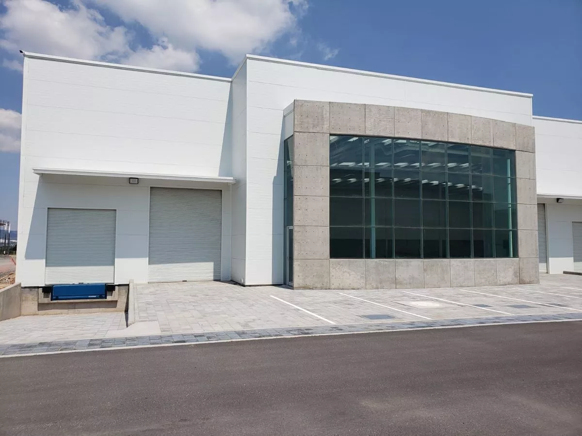 Se Renta Nave Industrial En El Marques, T.729 M2, Altura Lib