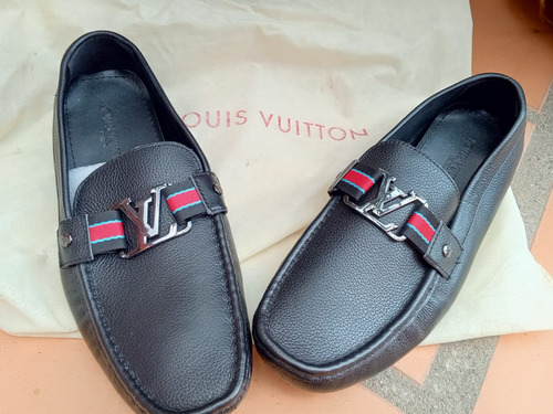 Zapato Mocasín En Cuero Negro  Louis Vuitton 