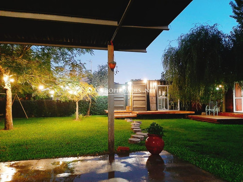 Imagen 19 de 28 de Casa En Venta 3 Dormitorios En Barrio Cerrado Los Nuevos Ombues + Vivienda De Containers Al Fondo