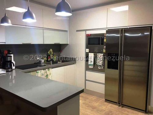 Apartamento En Venta En Lomas De Las Mercedes Ng 22-20299 Yf