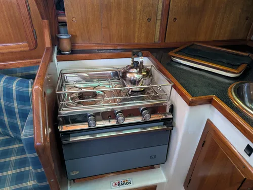 Velero Del Plata 31 -unico Dueño (motor Nuevo)