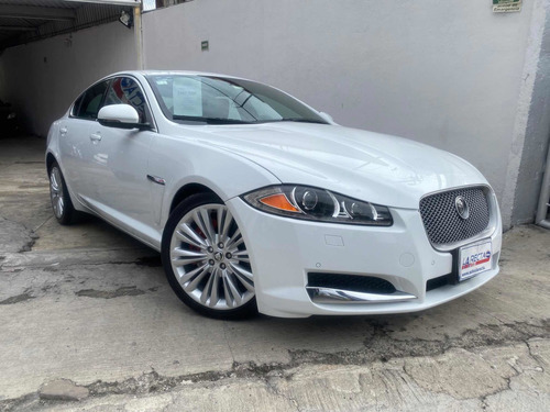 Imagen 2 de 15 de Jaguar Xf 3.0 Portfolio Sc V6 T At 2013