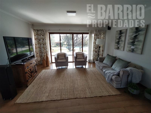 Imagen 18 de 30 de Casa En Venta De 6 Dorm. En Colina