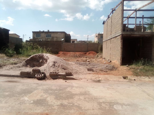 Imagen 3 de 5 de Vende Terreno En Urbanización Villa Caroní Parcela De 191 M