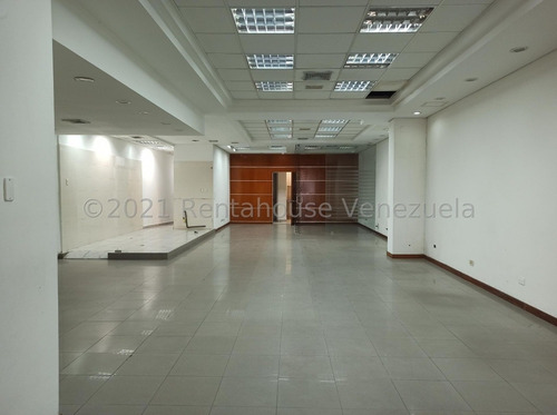 Imagen 4 de 11 de Amplio Local Comercial En Alquiler 22-371 Dc