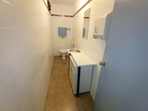 Alquiler Oficina Monoambiente 36 Mts Centro Calle Ejido Y Colonia