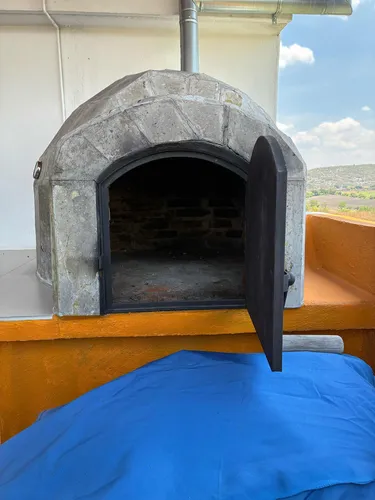 Casa Con Alberca Privada Y Calefacción En Villa Teques.